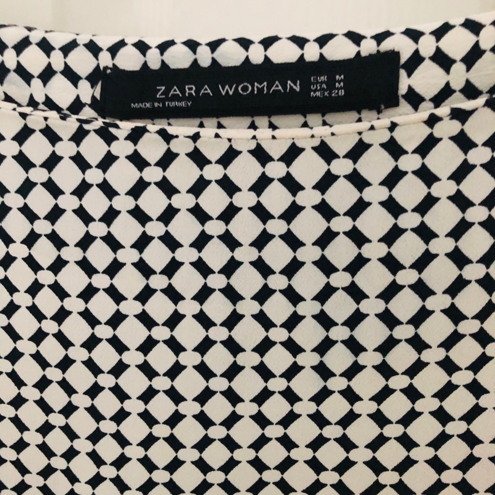 Zara blouse - Picture 3 of 4